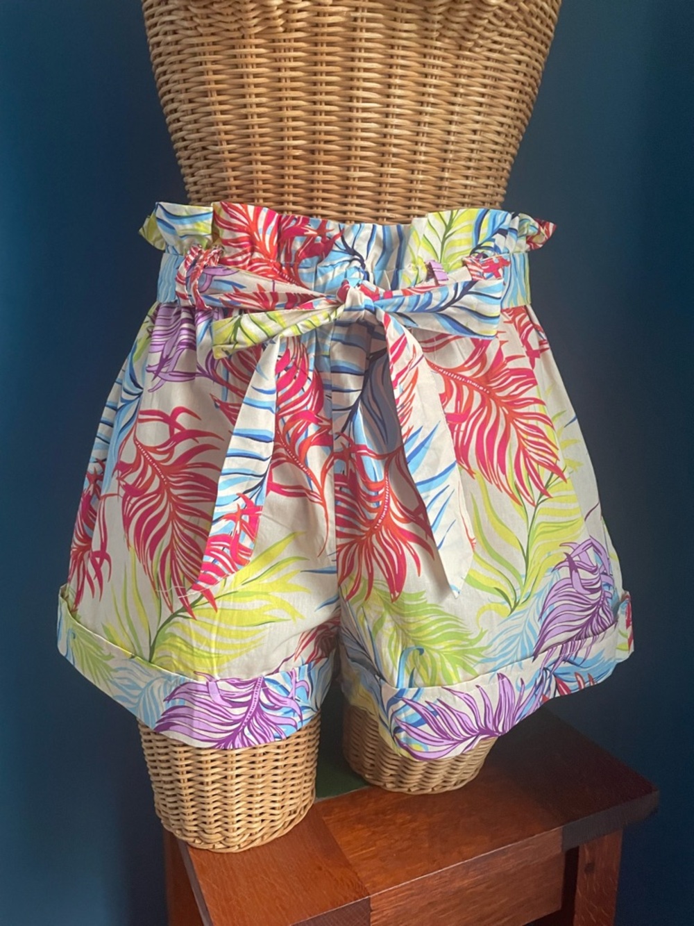 New Look Paper Bag Shorts Cotton Tropical Multi Colored Print Size Medium